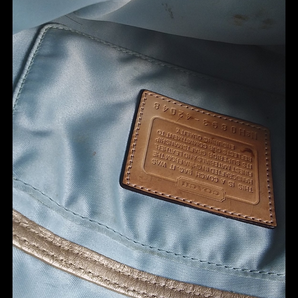 Coach - Picture 7 of 9